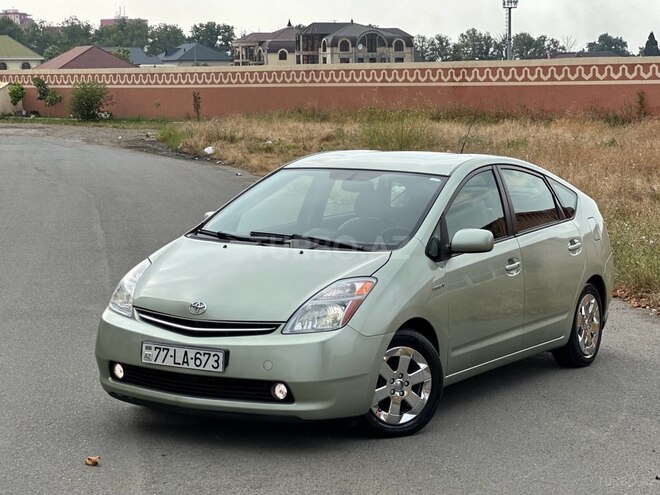 Toyota Prius-1
