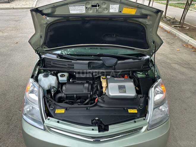 Toyota Prius-6