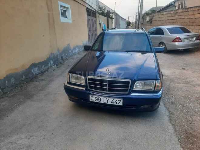 Mercedes C 220-1