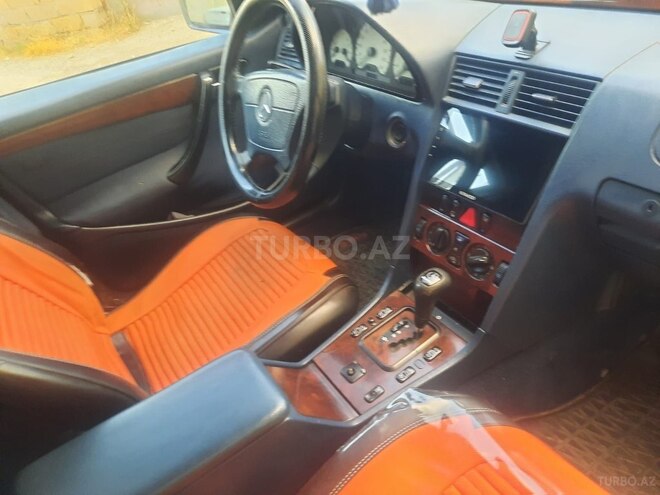 Mercedes C 220-13
