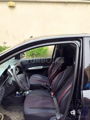Hyundai Getz-5