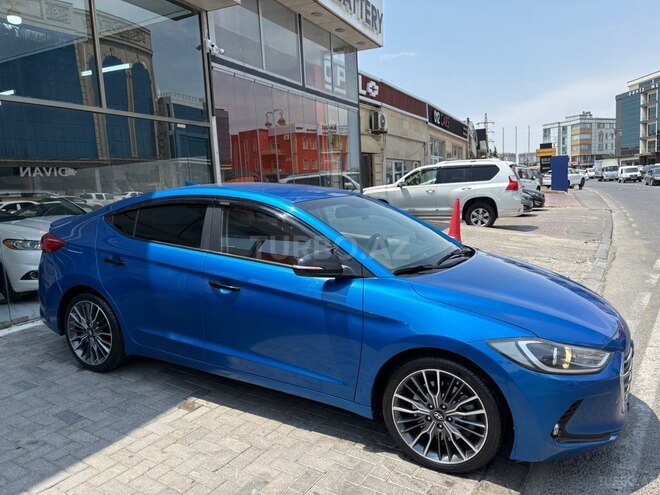 Hyundai Avante-5