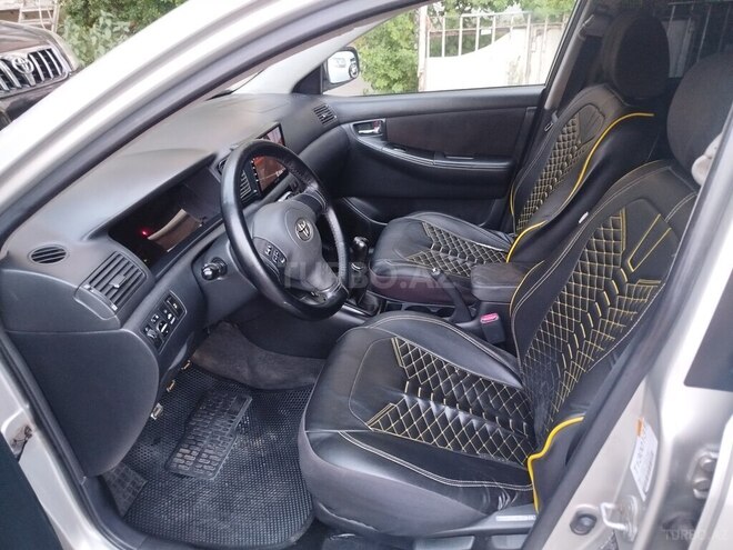 Toyota Corolla-8