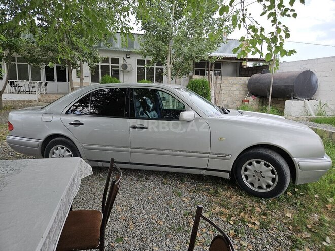 Mercedes E 230 1997, 389,000 km - 2.3 л - Göyçay