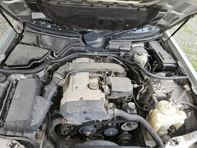 Mercedes E 230 1997, 389,000 km - 2.3 л - Göyçay