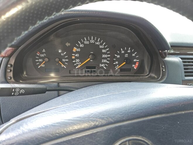 Mercedes E 230 1997, 389,000 km - 2.3 л - Göyçay