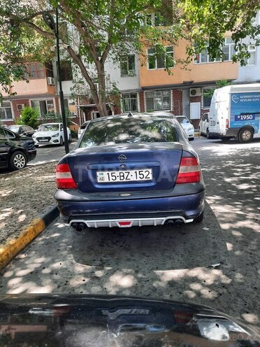 Opel Vectra-2