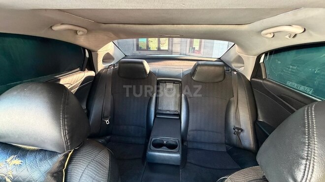 Hyundai Sonata-14