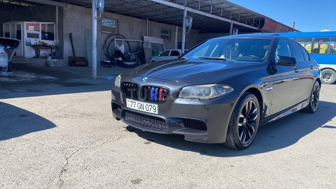BMW 528-1