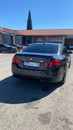 BMW 528-2