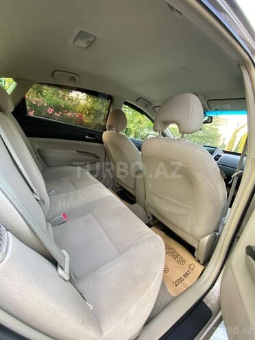 Toyota Prius-15