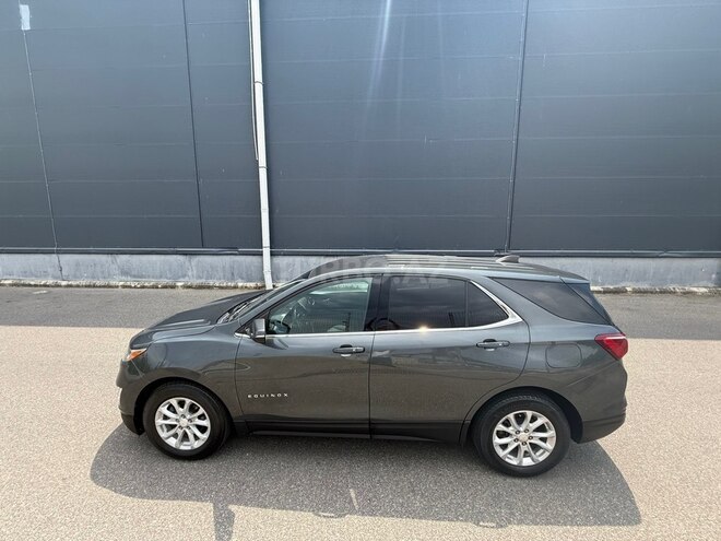 Chevrolet Equinox-7