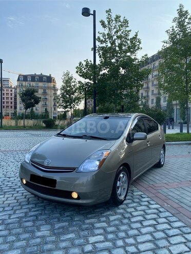 Toyota Prius-7