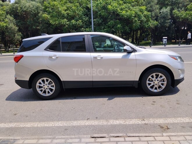 Chevrolet Equinox-5