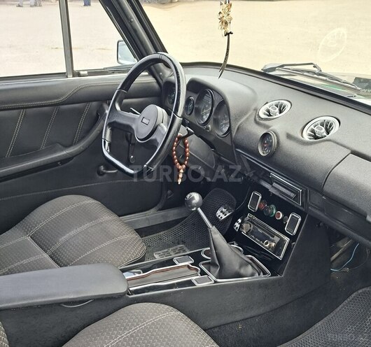 LADA (VAZ) 2106-5