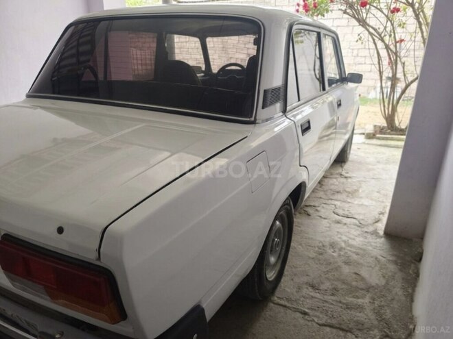 LADA (VAZ) 2107-4