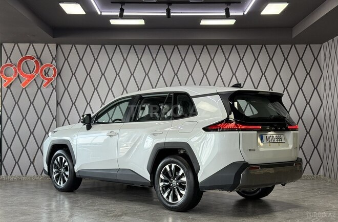 Toyota RAV4-4