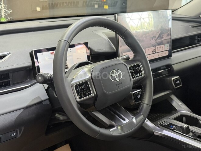 Toyota RAV4-13