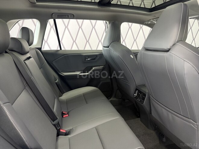 Toyota RAV4-9
