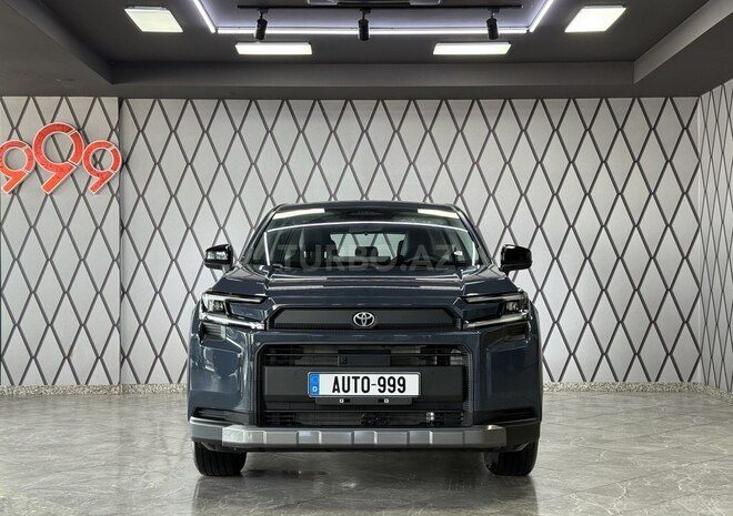 Toyota RAV4-1