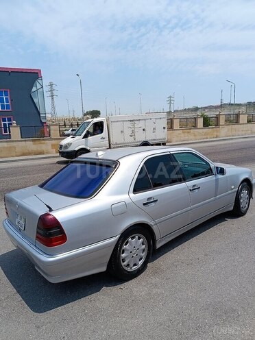 Mercedes C 240-3