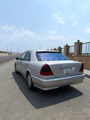 Mercedes C 240-5