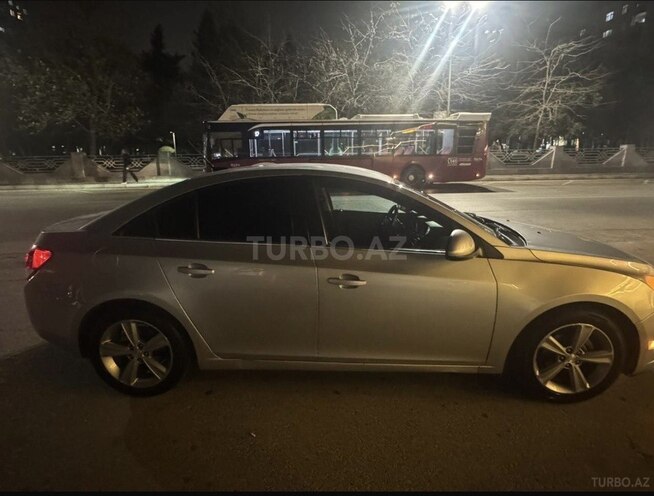 Chevrolet Cruze-9