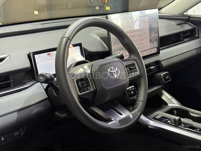 Toyota RAV4-12