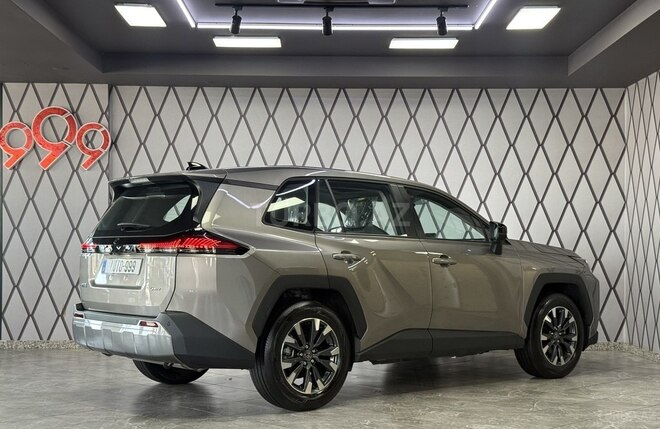 Toyota RAV4-5