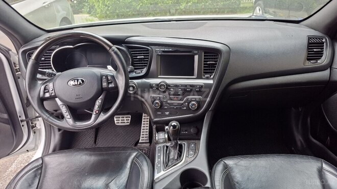Kia Optima-6