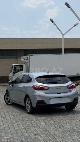 Chevrolet Cruze-5