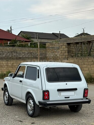 LADA (VAZ) Niva-2