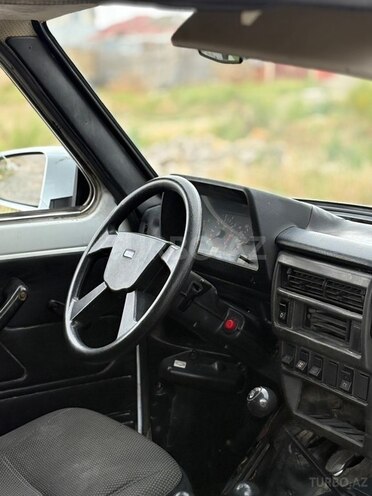 LADA (VAZ) Niva-3