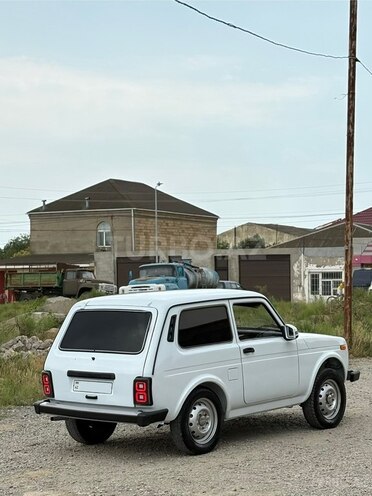 LADA (VAZ) Niva-6