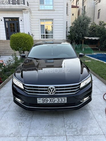 Volkswagen Passat-5