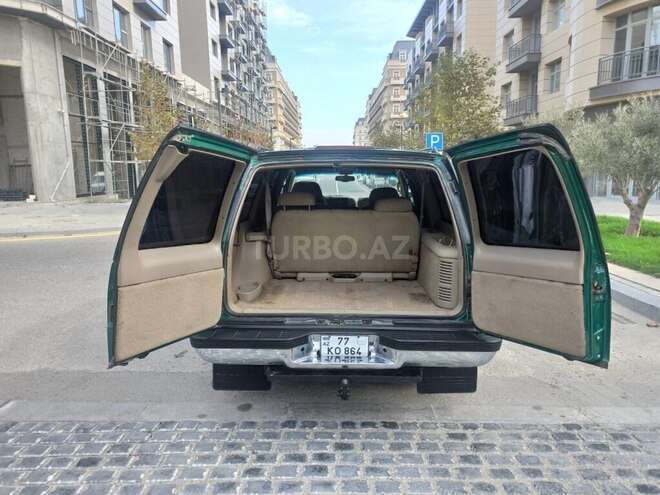 Chevrolet Suburban 1999, 150,000 km - 5.7 l - Bakı