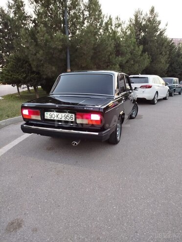 LADA (VAZ) 2107-2