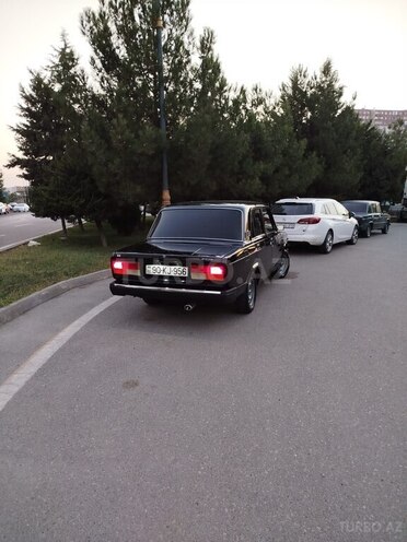 LADA (VAZ) 2107-4
