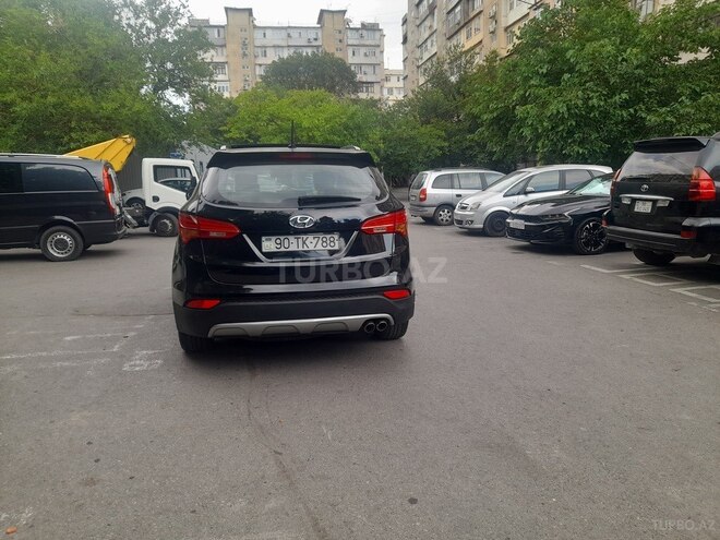 Hyundai Santa Fe-14