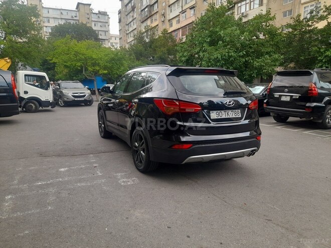Hyundai Santa Fe-13