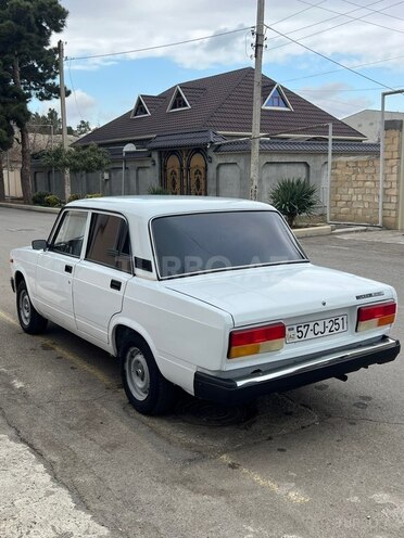LADA (VAZ) 2107-4
