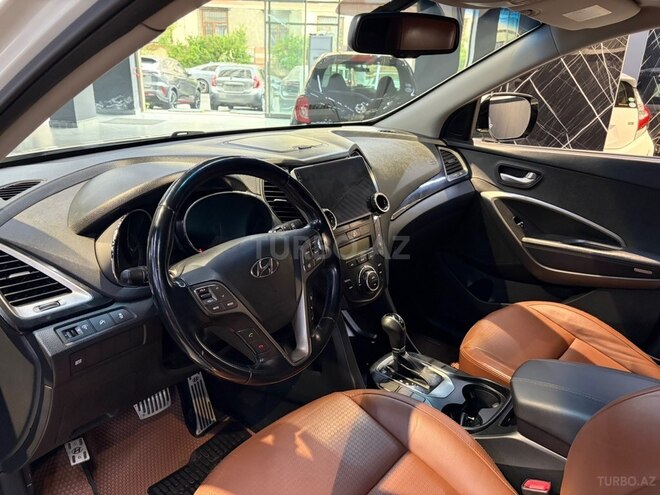 Hyundai Santa Fe-3