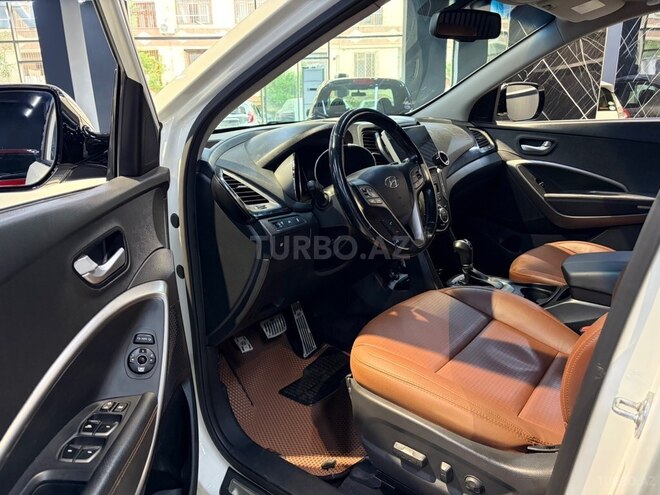 Hyundai Santa Fe-5