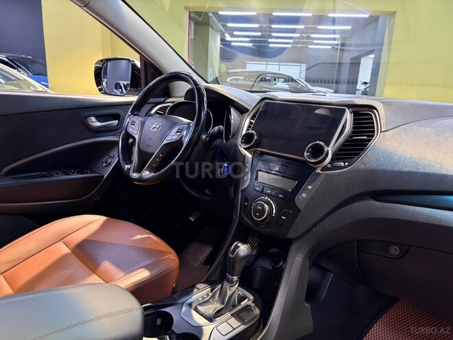Hyundai Santa Fe-7