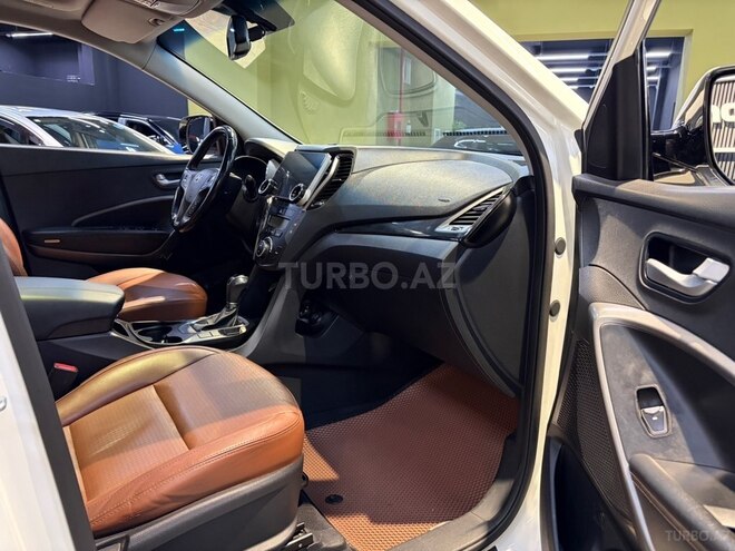 Hyundai Santa Fe-11