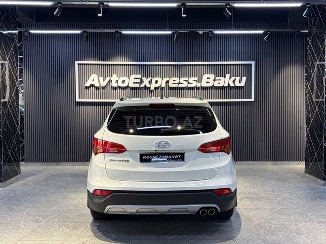 Hyundai Santa Fe-18