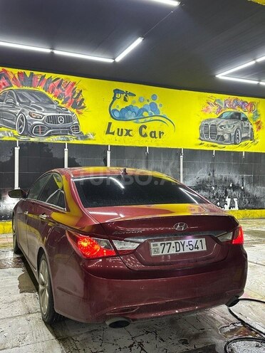 Hyundai Sonata-2