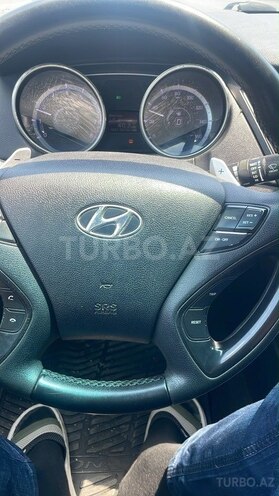 Hyundai Sonata-8