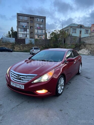Hyundai Sonata-4