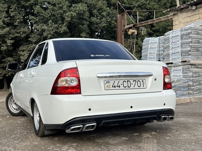 LADA (VAZ) Priora-8